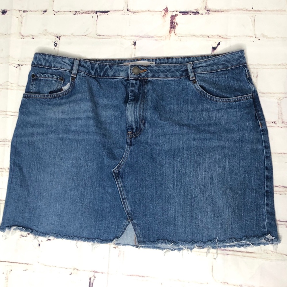 ASOS Denim Retro style Raw hem Plus size blue jean skirt size 16 US UK 20